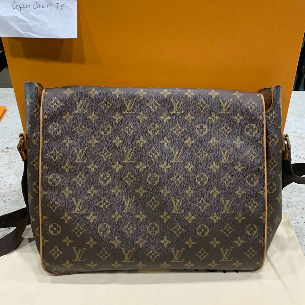 Louis Vuitton Valmy GM laptop bag